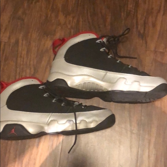 Jordan Kilroys size 7Y - Picture 2 of 6